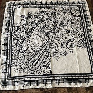 ETRO black and White Paisley Silk Scarf
